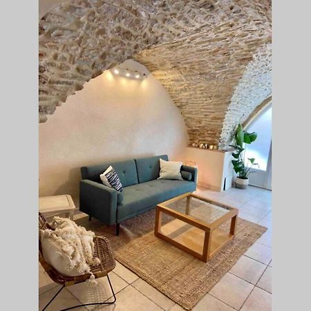 Superbe Appartement En Pierre Fraichement Renove Bernis Екстериор снимка